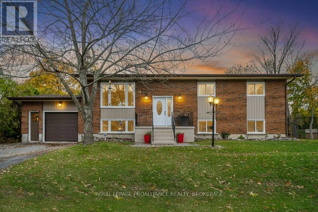 House for rent: 2 Potter Drive, Loyalist, Ontario K0H 2H0