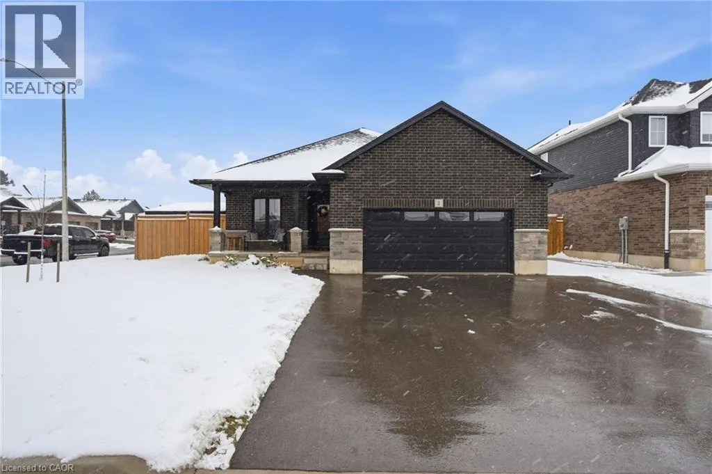 House for rent: 2 Pursel Street, Waterford, Ontario N0E 1Y0