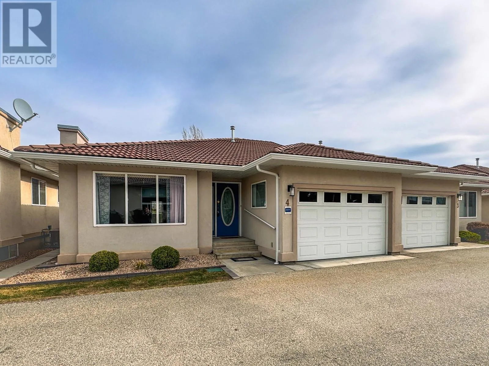 Duplex for rent: 2 Royal Ann Court Unit# 4, Osoyoos, British Columbia V0H 1V2