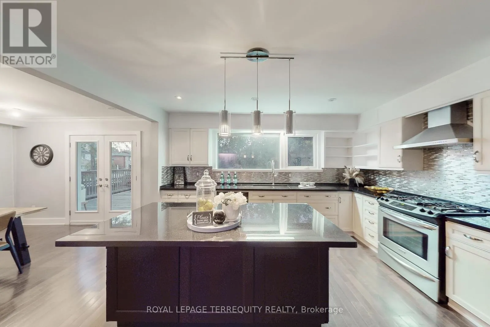 House for rent: 2 Stockton Road, Toronto, Ontario M6A 1K7