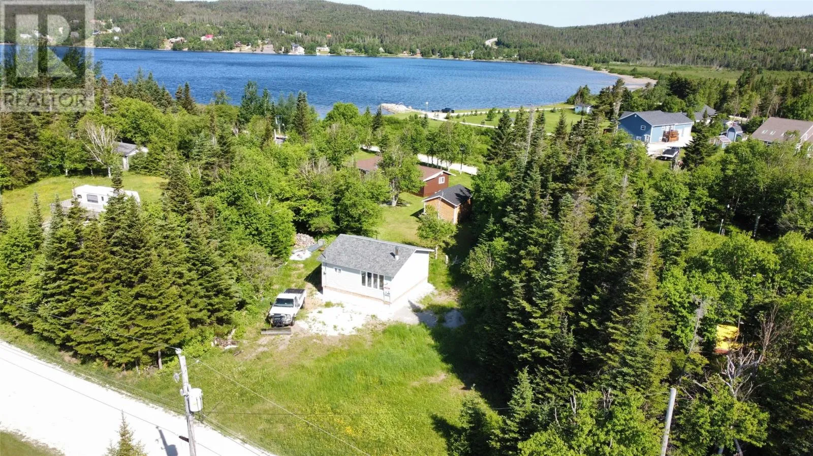 Recreational for rent: 2 Sunset Drive, Bonne Bay Big Pond, Newfoundland & Labrador A8A 2K5
