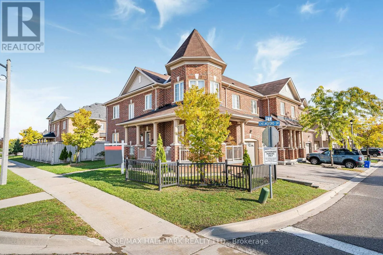 Row / Townhouse for rent: 2 Telstar Way, Whitby, Ontario L1M 0G2