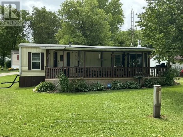 Mobile Home for rent: 2 Whylie - 596101 Oxford 59 Highway, East Zorra-Tavistock, Ontario N4S 7W1