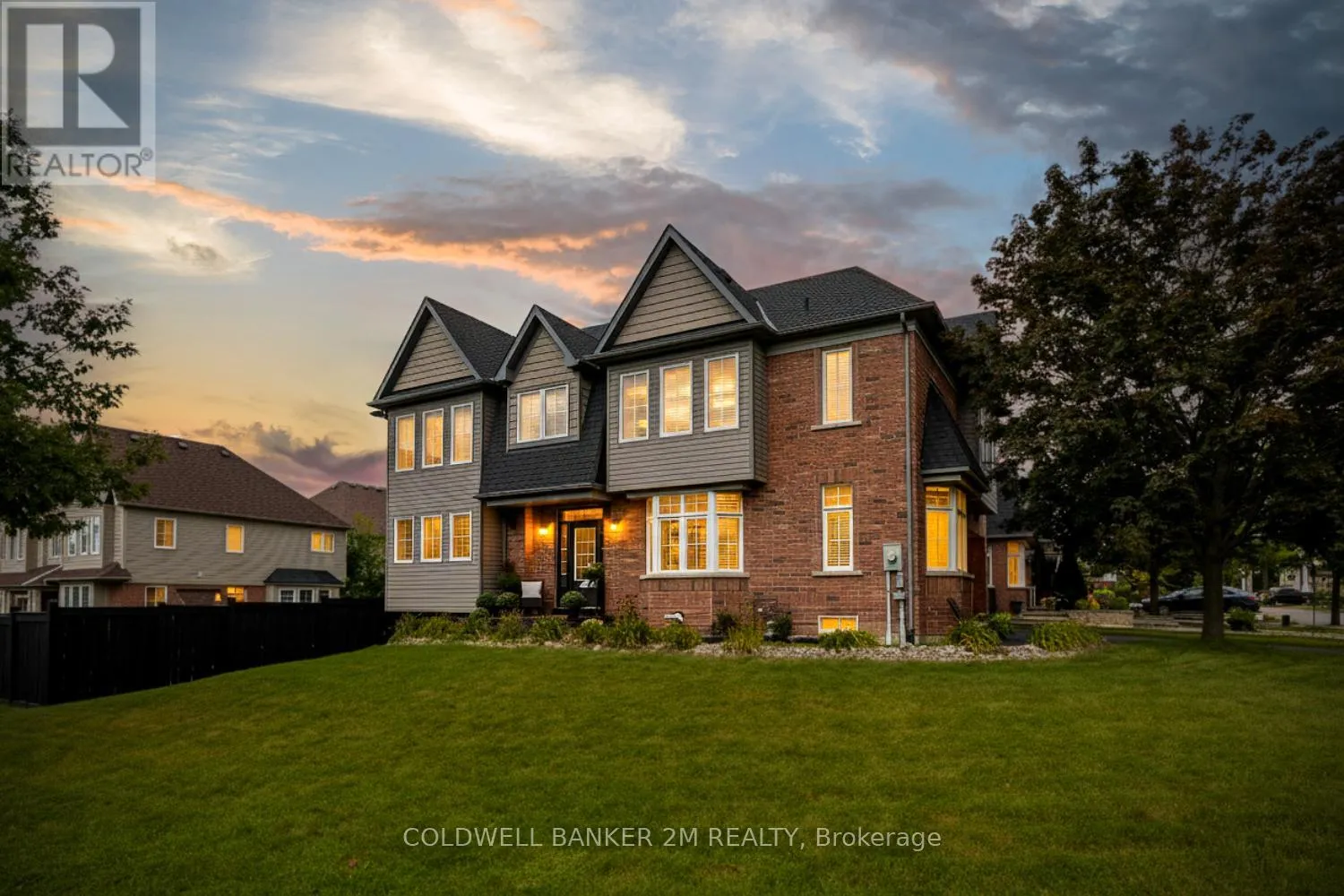 House for rent: 2 Woodbine Place, Oshawa, Ontario L1L 1C5