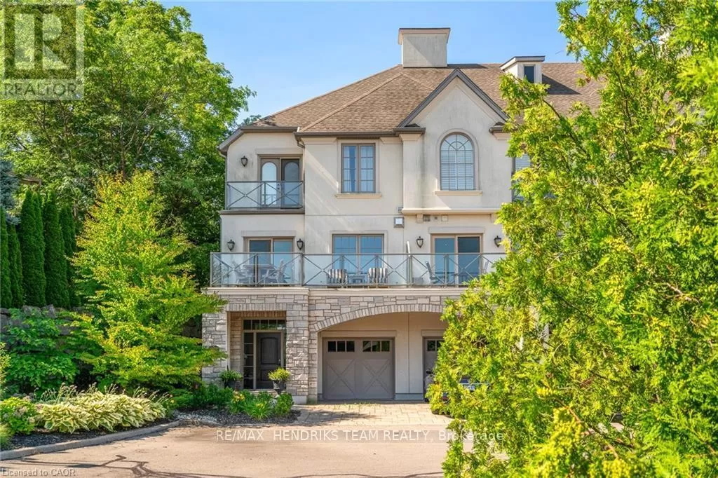 Row / Townhouse for rent: 20 - 19 Lake Street, Grimsby, Ontario L3M 0C3