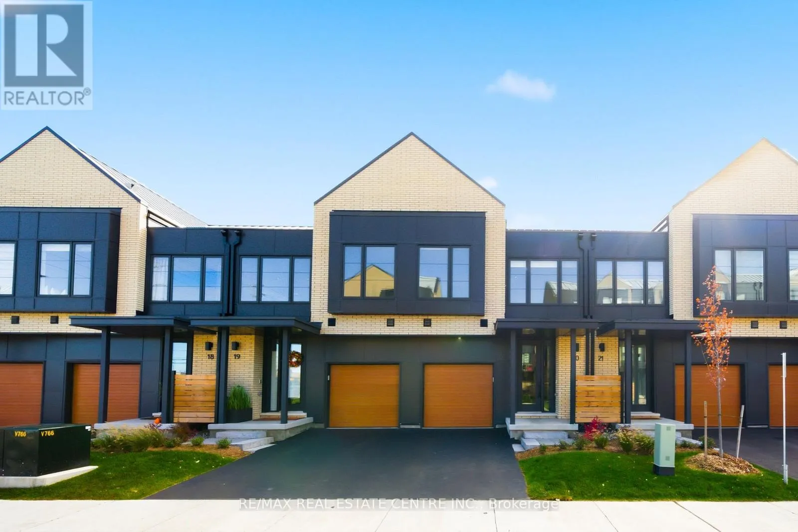 Row / Townhouse for rent: 20 - 2273 Turnberry Road, Burlington, Ontario L7M 2B2