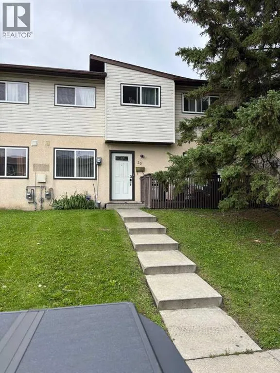 Row / Townhouse for rent: 20, 4531 7 Avenue Se, Calgary, Alberta T2A 5E4