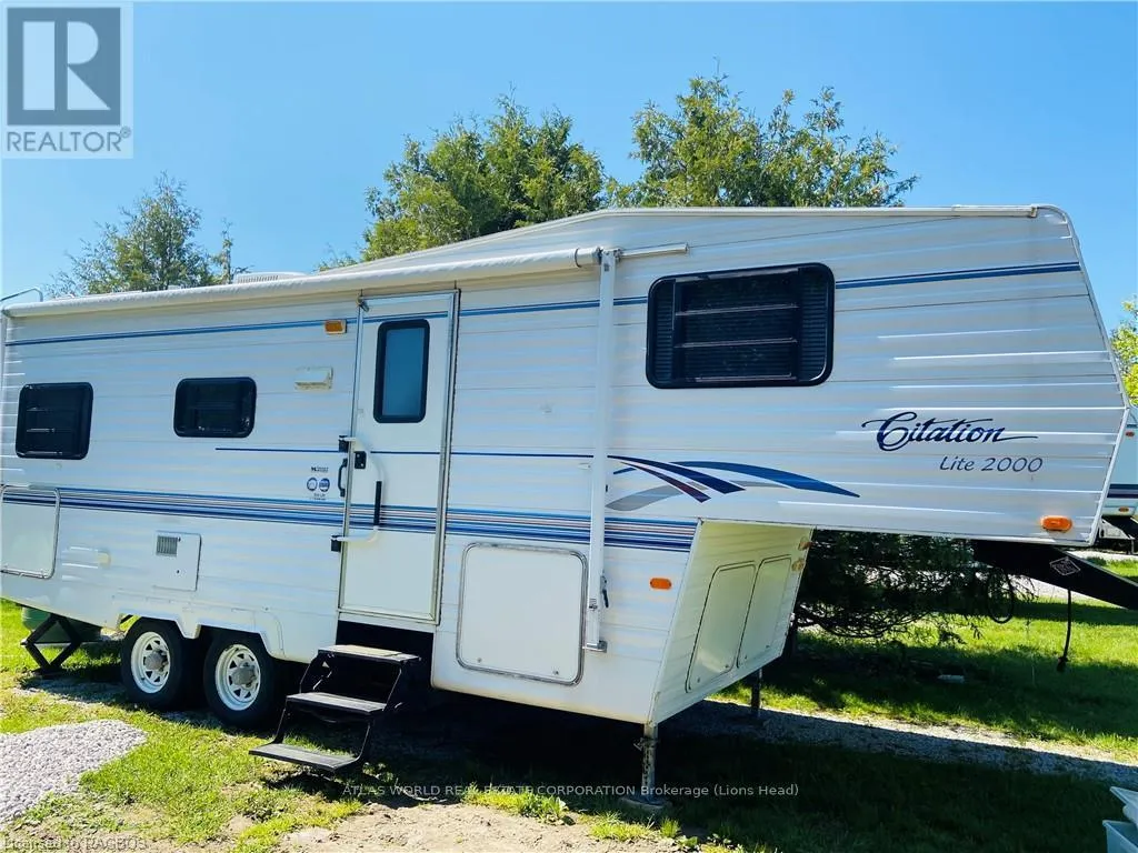 Mobile Home for rent: 20 - 9 Tamarac Road, Northern Bruce Peninsula, Ontario N0H 2R0