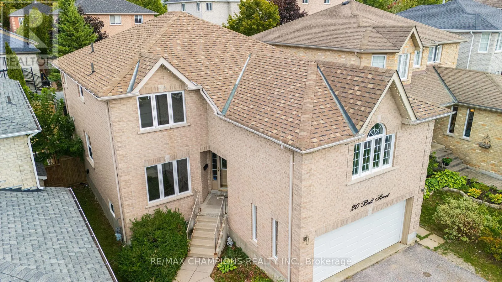 House for rent: 20 Bell Street, Barrie, Ontario L4N 0J2