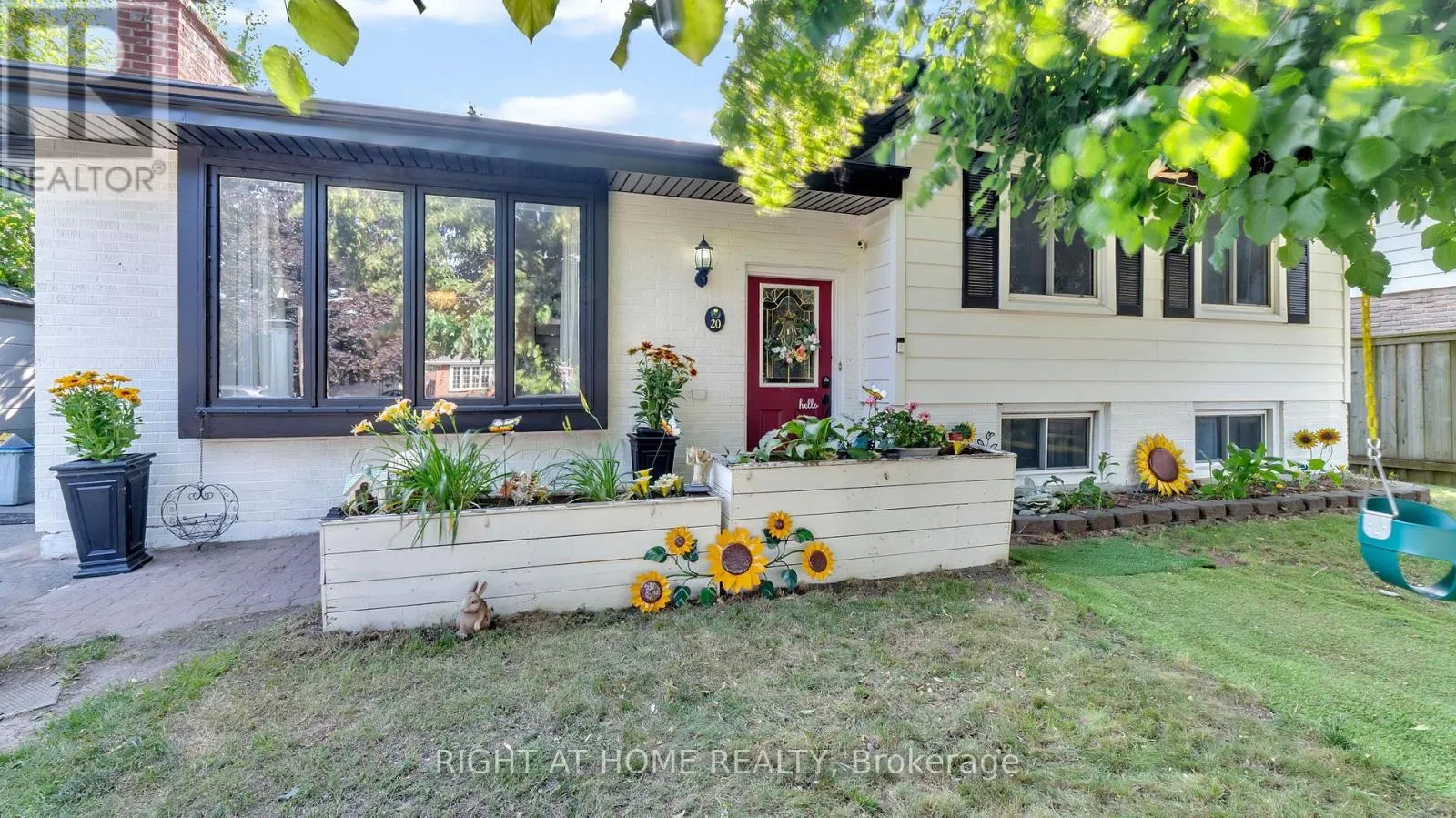 House for rent: 20 Cardiff Court, Whitby, Ontario L1N 5N9