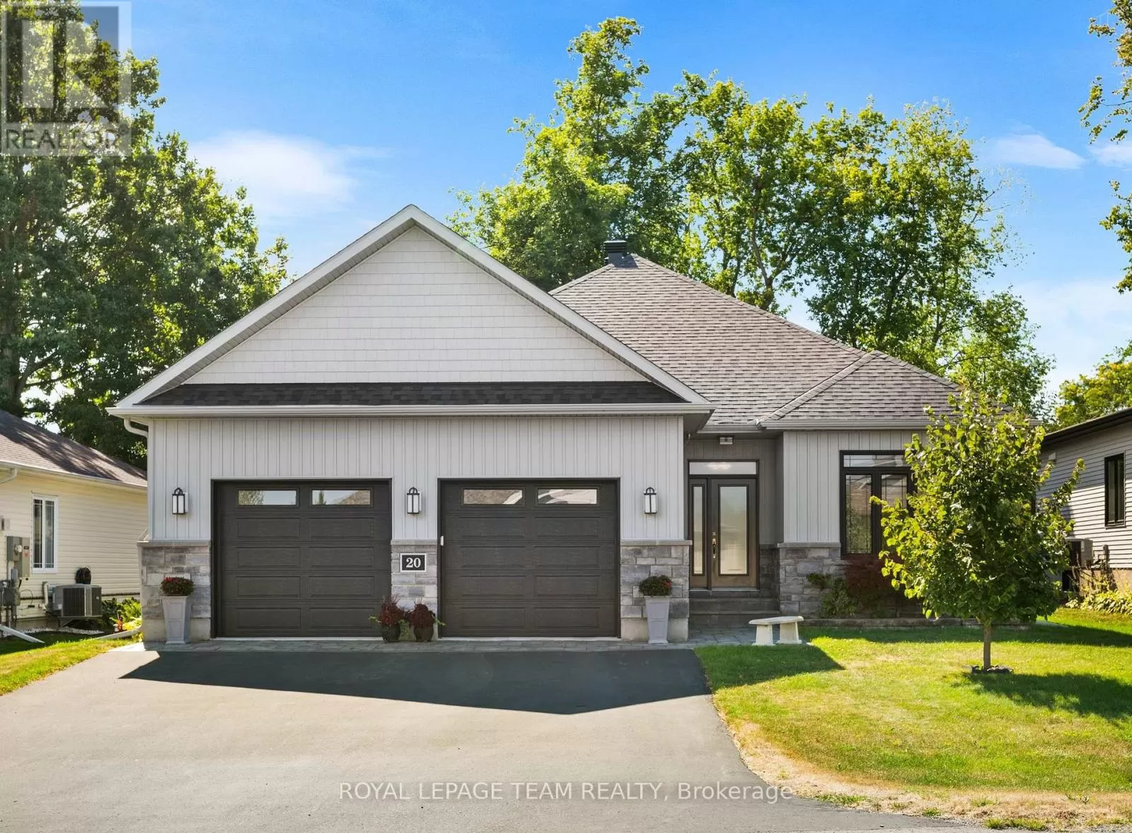 House for rent: 20 Eleanor Drive, South Stormont, Ontario K0C 1P0