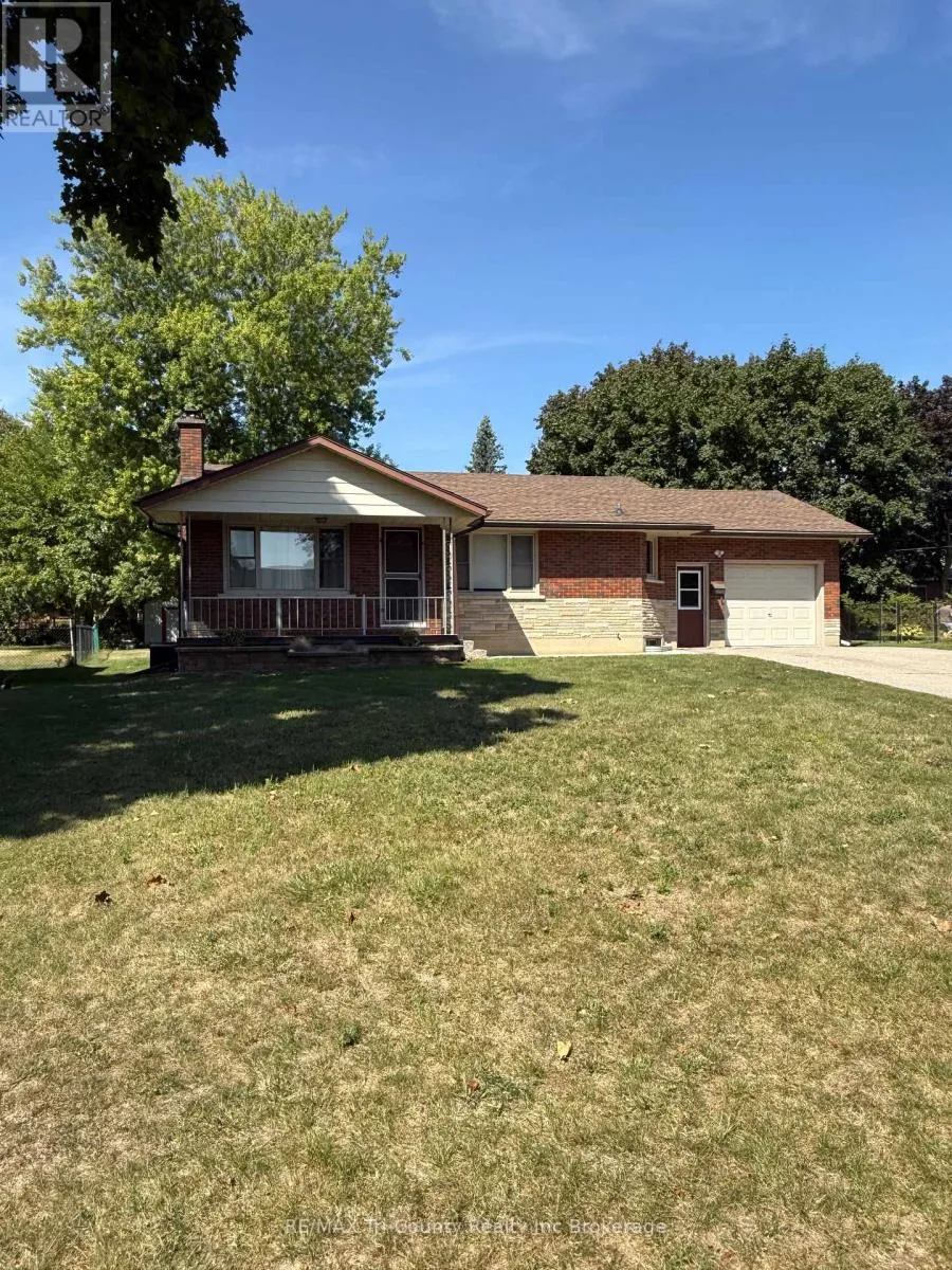 House for rent: 20 Fairfield Crescent, Tillsonburg, Ontario N4G 2B4