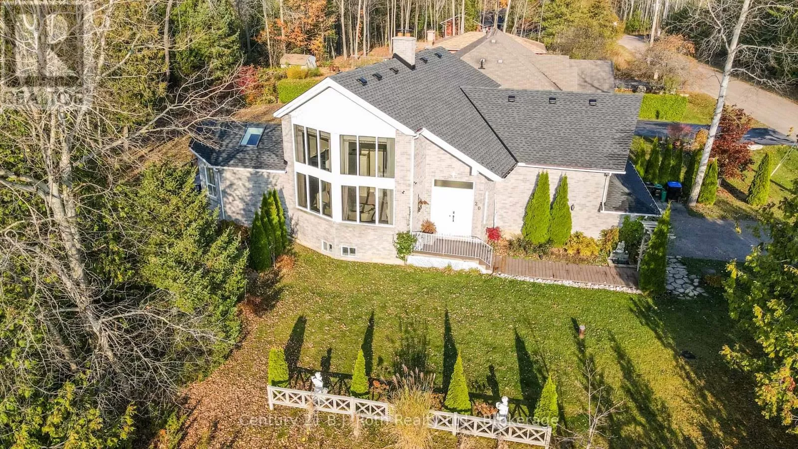 House for rent: 20 Grant Avenue, Tiny, Ontario L0L 1P1