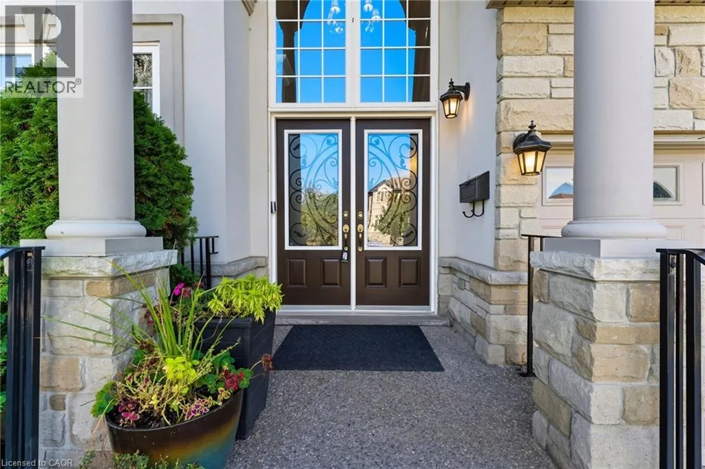 House for rent: 20 Lorupe Court, Ancaster, Ontario L9G 0C8