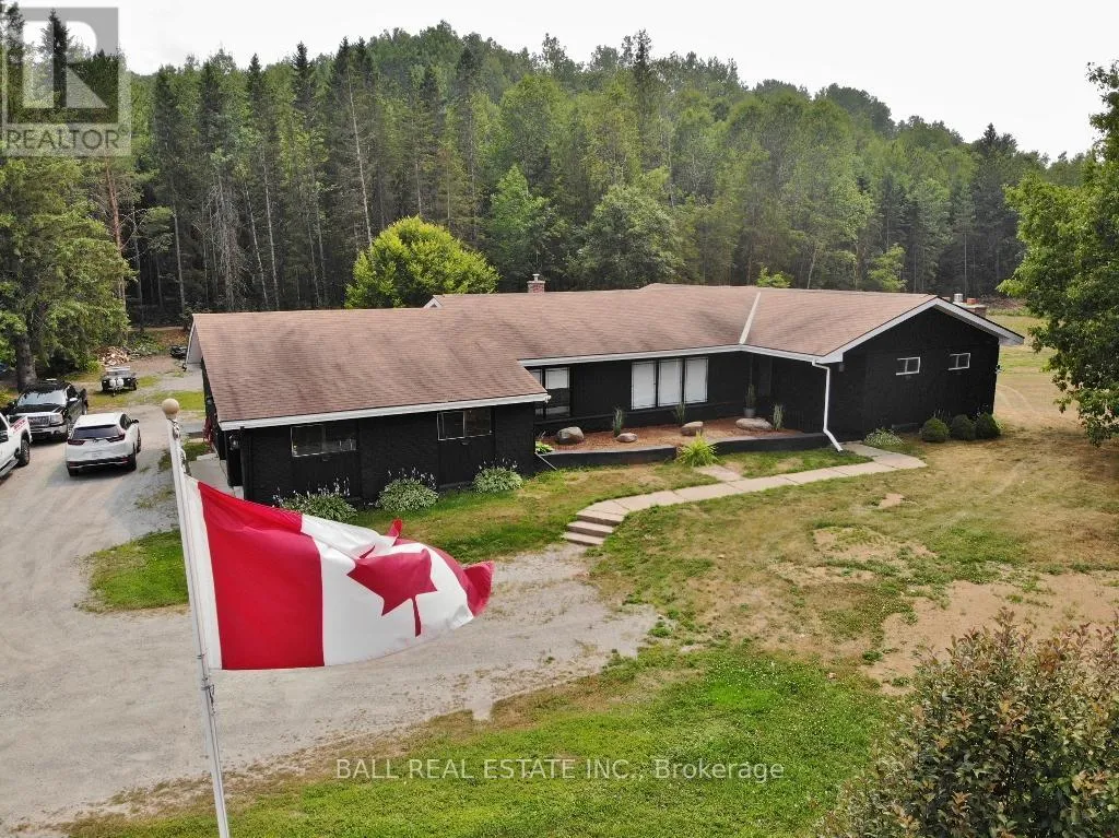 House for rent: 20 Musclow-greenview Road, Hastings Highlands, Ontario K0L 1C0