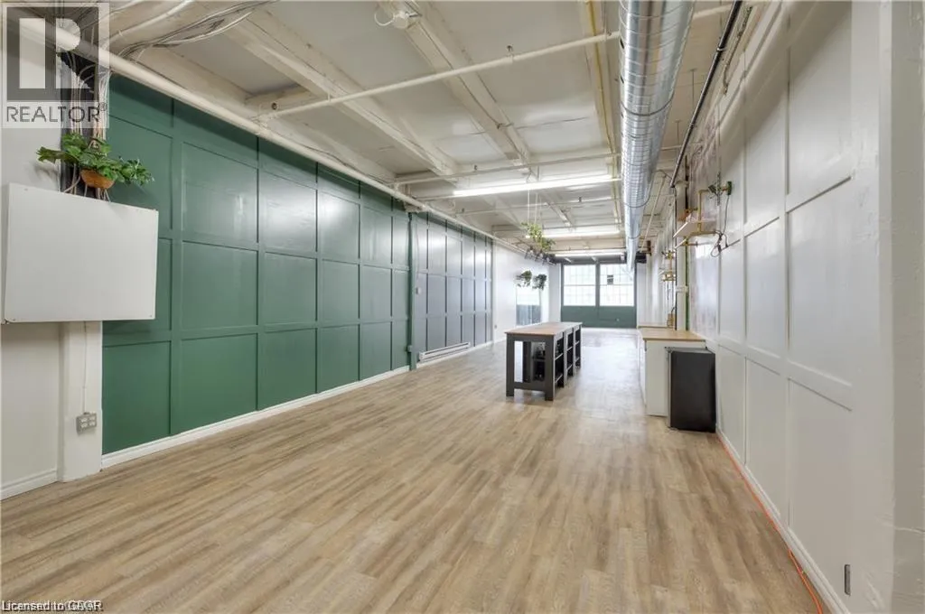 20 Park Hill Road E Unit# 205, Cambridge, Ontario N1R 1P2