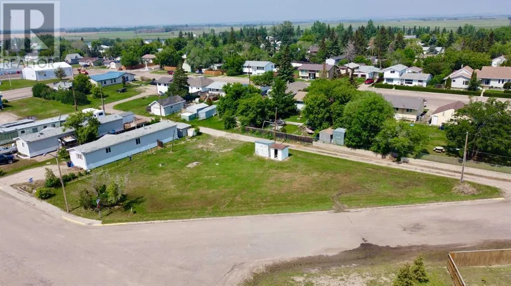 20 Railway Avenue E, Marshall, Saskatchewan S0M 1R0