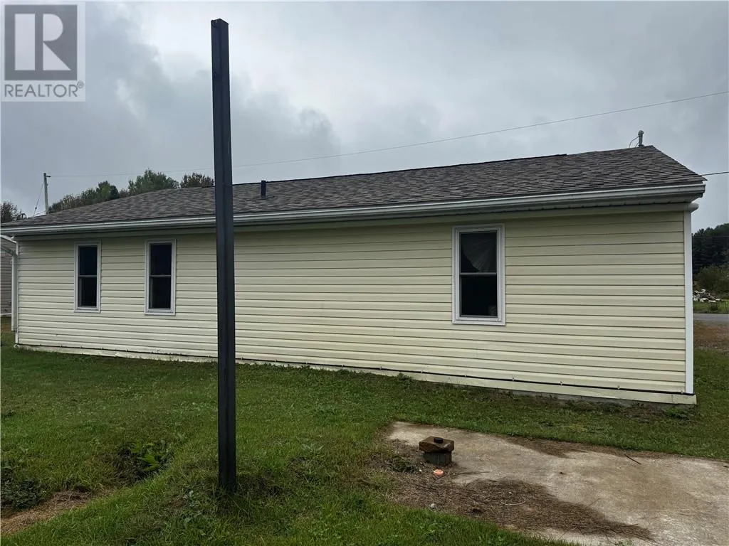 House for rent: 20 Shingwauk, Blind River, Ontario P0R 1B0