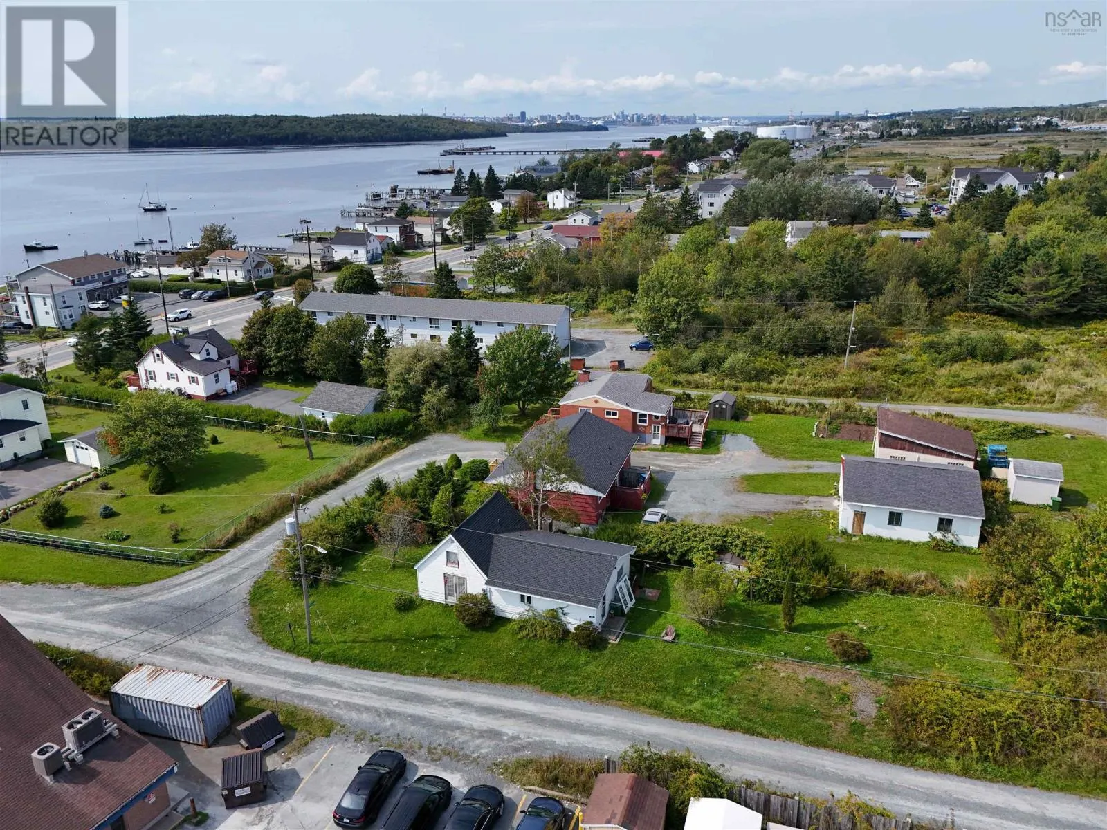 House for rent: 20 Silvers Lane, Eastern Passage, Nova Scotia B3G 1M4