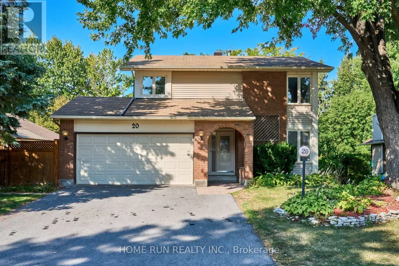 House for rent: 20 Thiessen Crescent, Ottawa, Ontario K2L 2M3