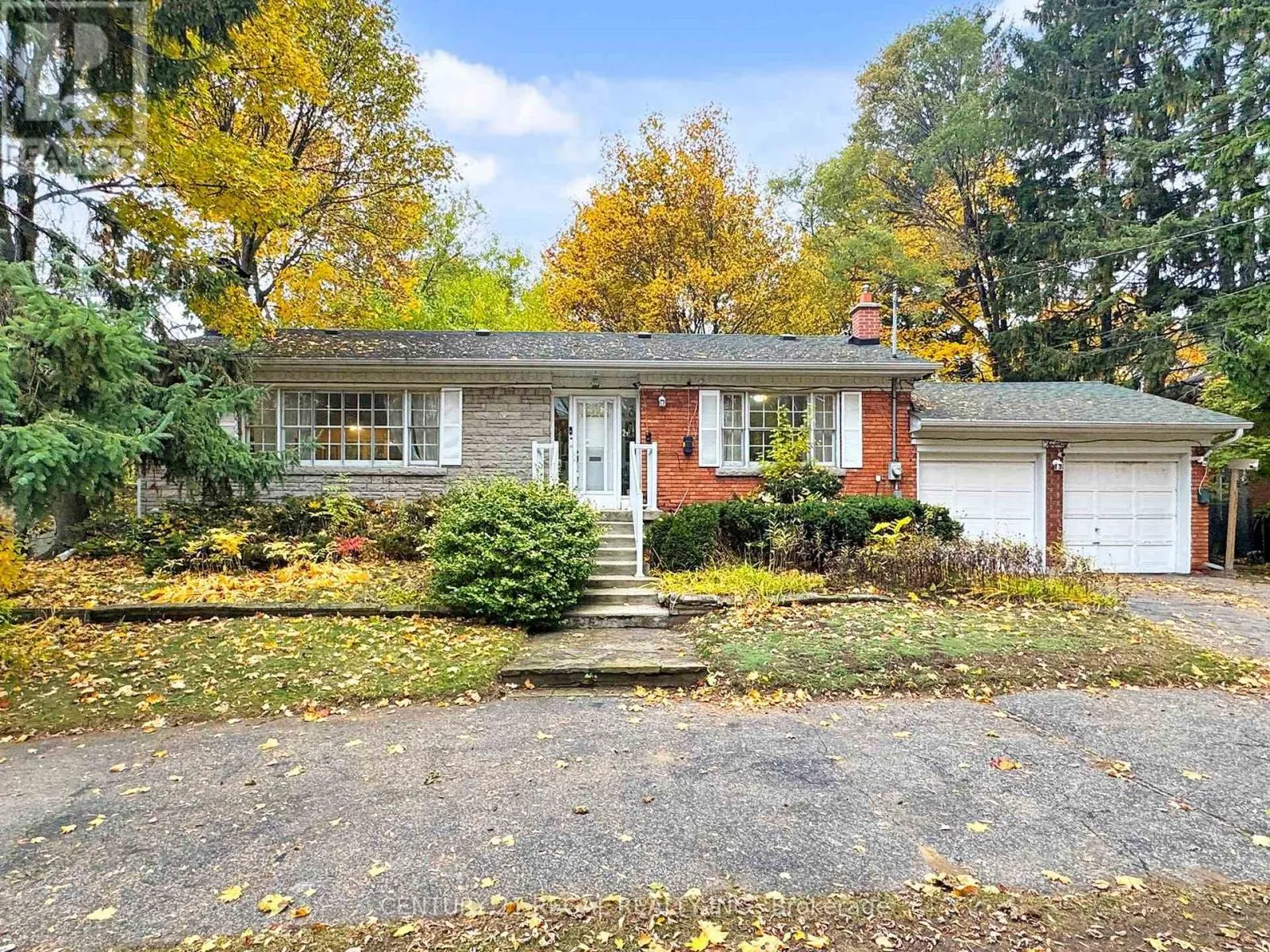 House for rent: 20 West Hill Drive, Toronto, Ontario M1E 3T5