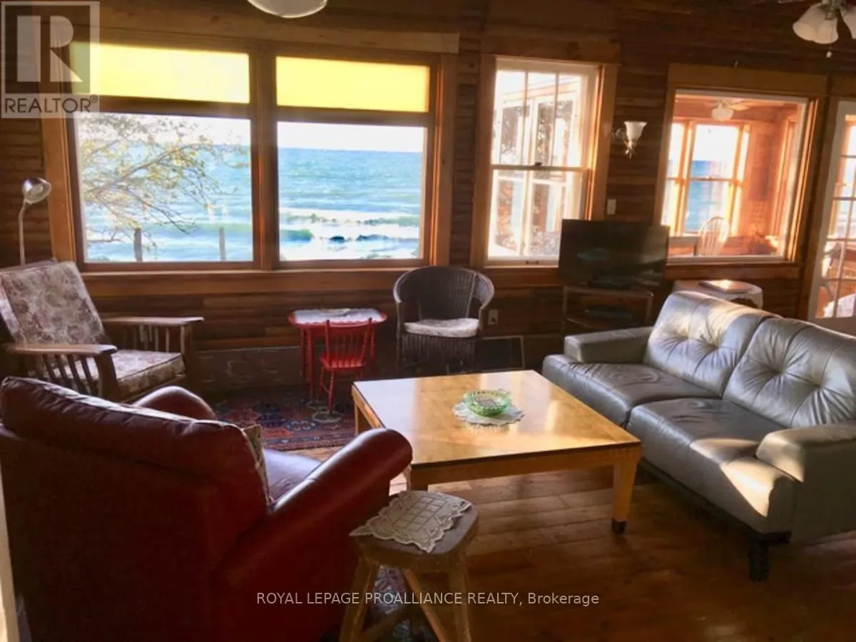 House for rent: 20 West Street, Prince Edward County, Ontario K0K 3L0