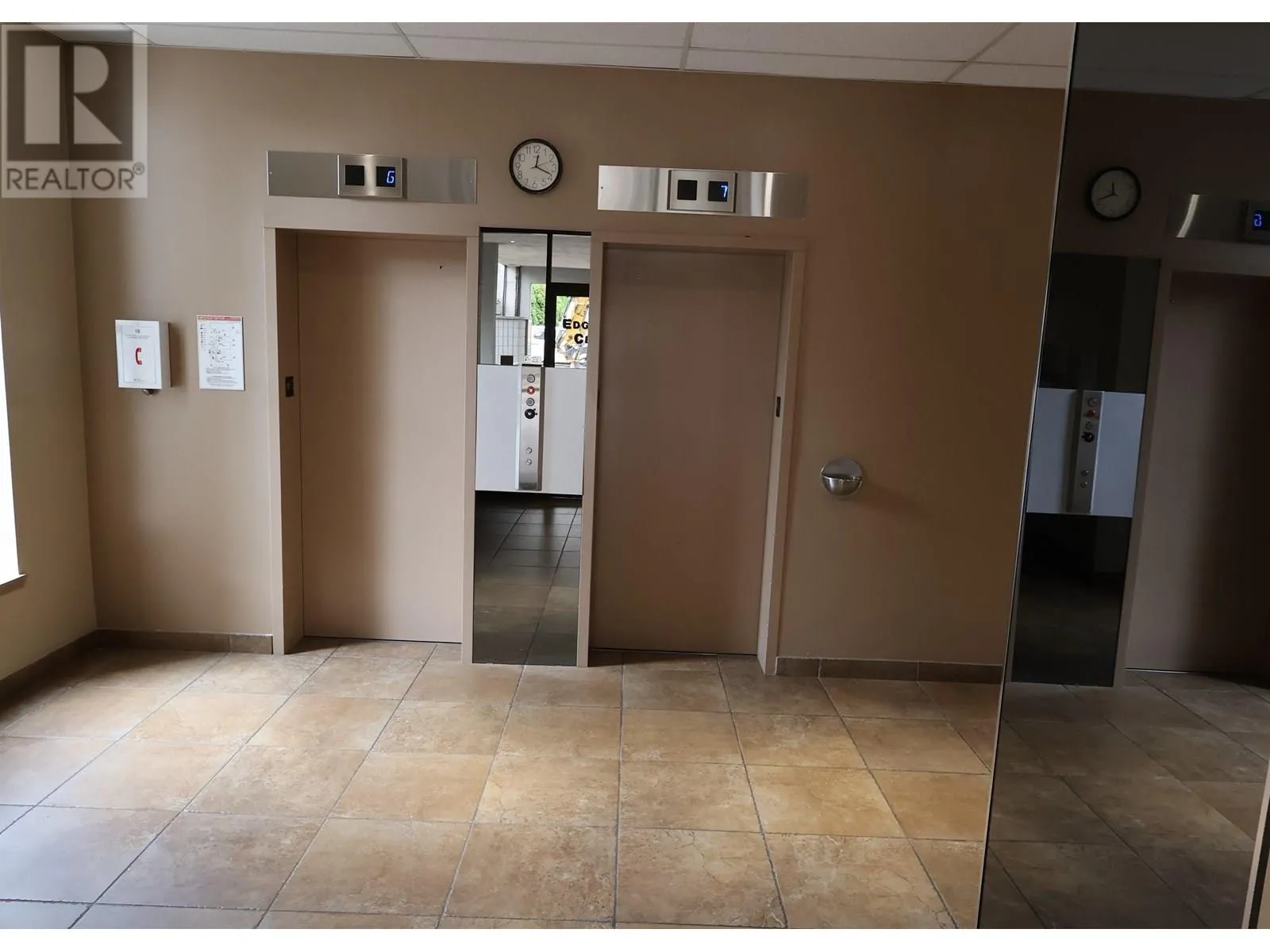 200 510 Seventh Avenue, New Westminster, British Columbia V3L 5G8