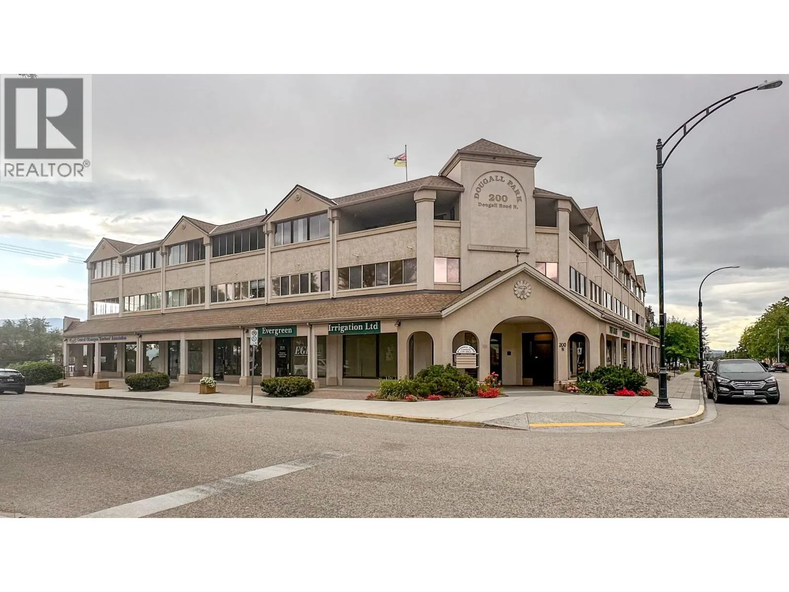 Residential Commercial Mix for rent: 200 Dougall Road N Unit# 102b, Kelowna, British Columbia V1X 3K5