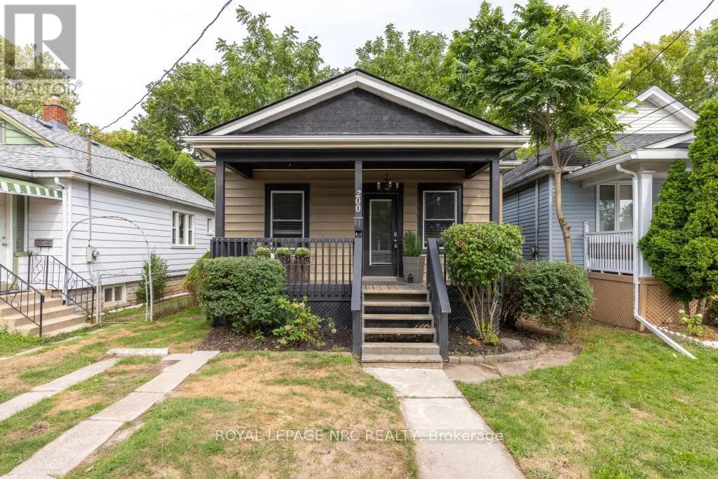 House for rent: 200 Geneva Street, St. Catharines, Ontario L2R 4P6