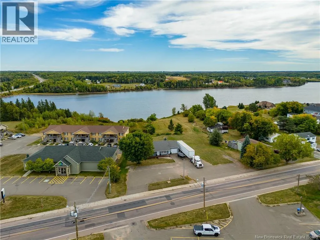 House for rent: 200 Irving Boulevard, Bouctouche, New Brunswick E4S 3L7