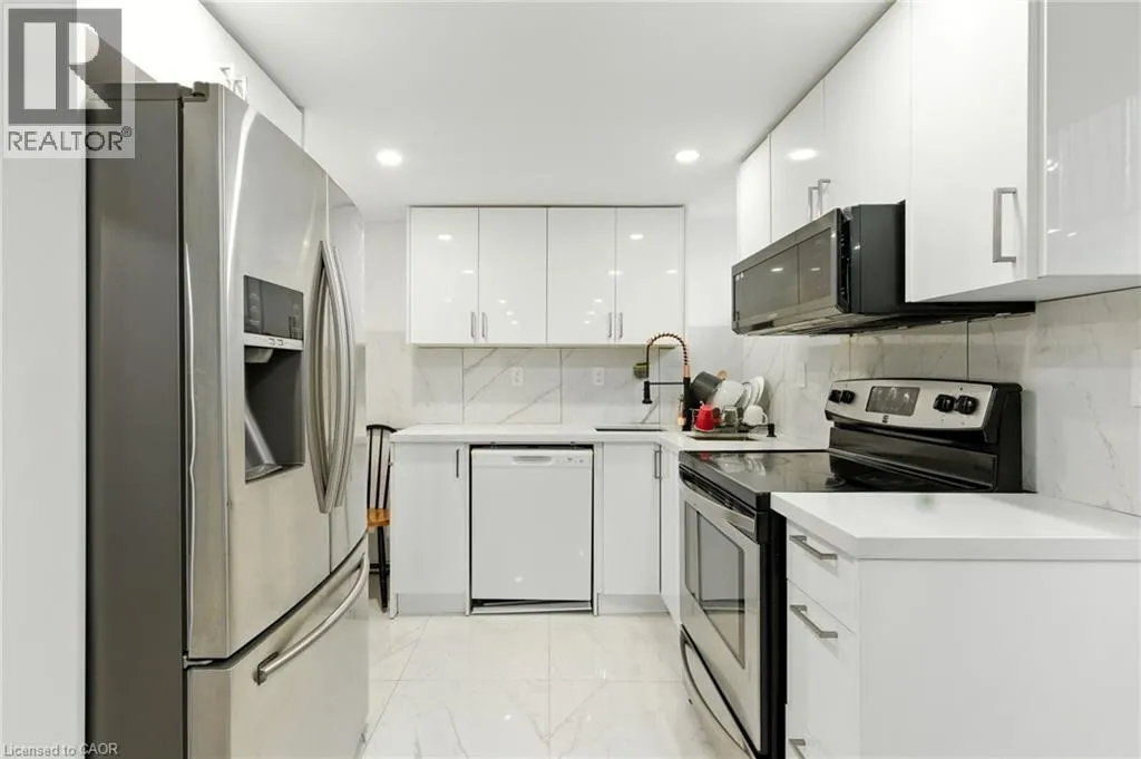 House for rent: 200 Woodhaven Place Unit# Lower, Hamilton, Ontario L8W 3B1