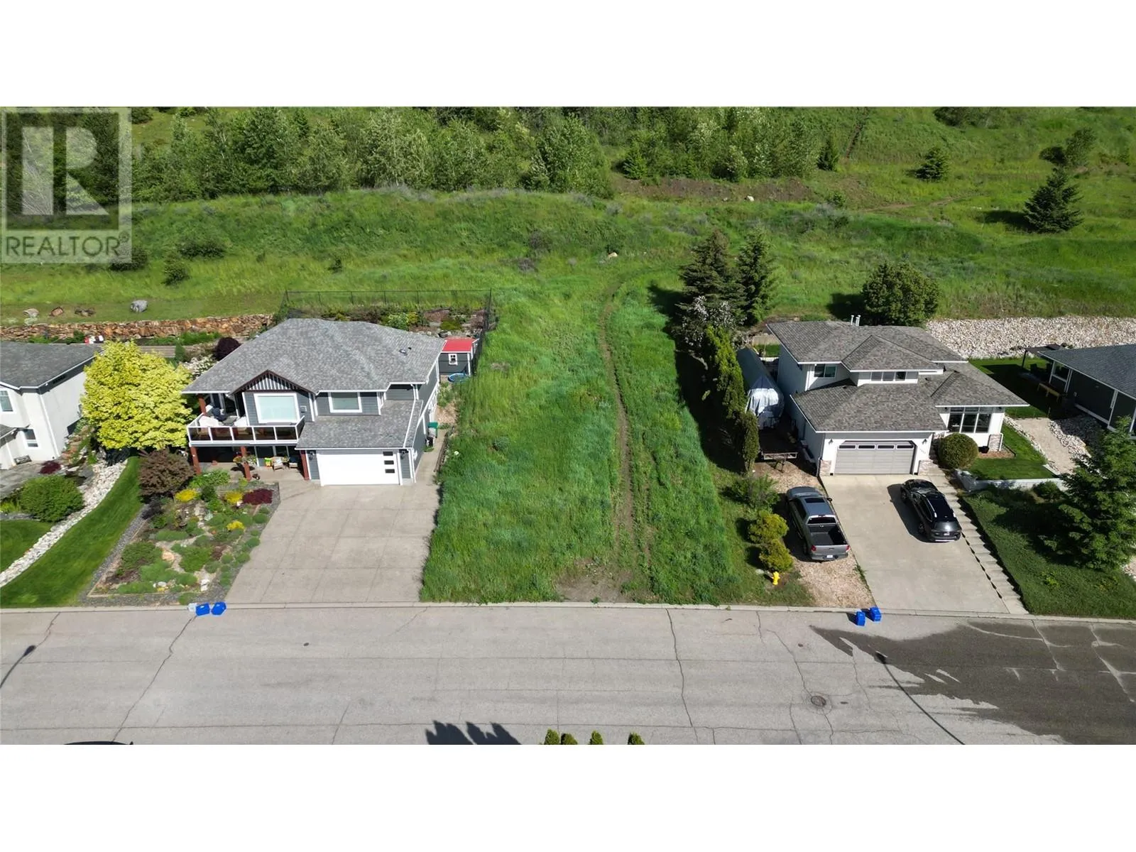 Other for rent: 2000 Mountain View Avenue, Lumby, British Columbia V0E 2G0