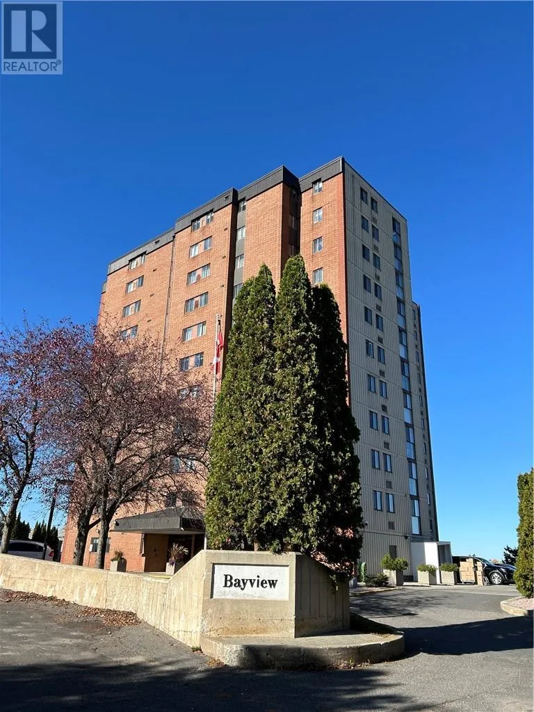 Apartment for rent: 2000 Regent Street Unit# 204, Sudbury, Ontario P3E 5T5