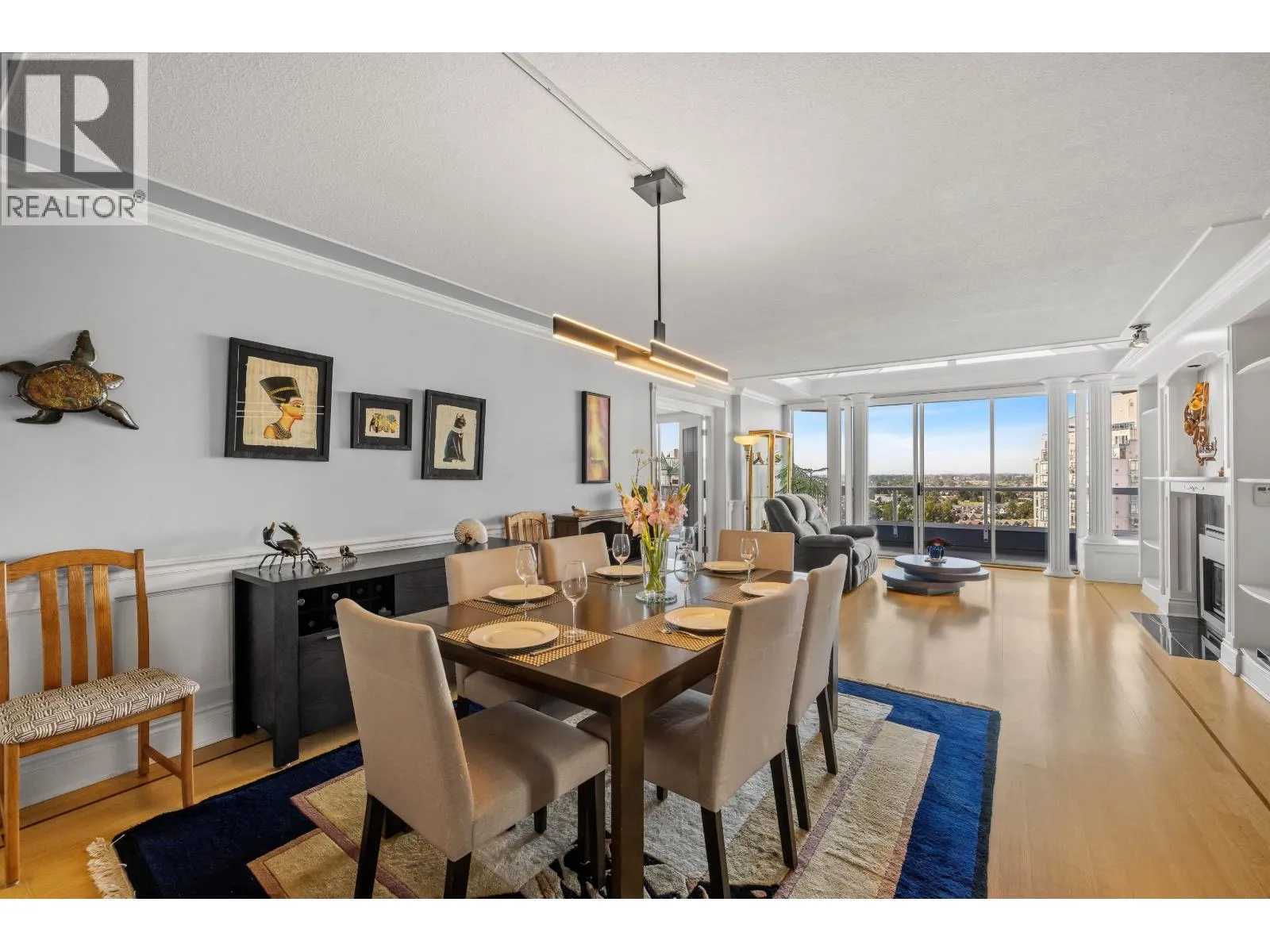 Apartment for rent: 2002 1245 Quayside Drive, New Westminster, British Columbia V3M 6J6