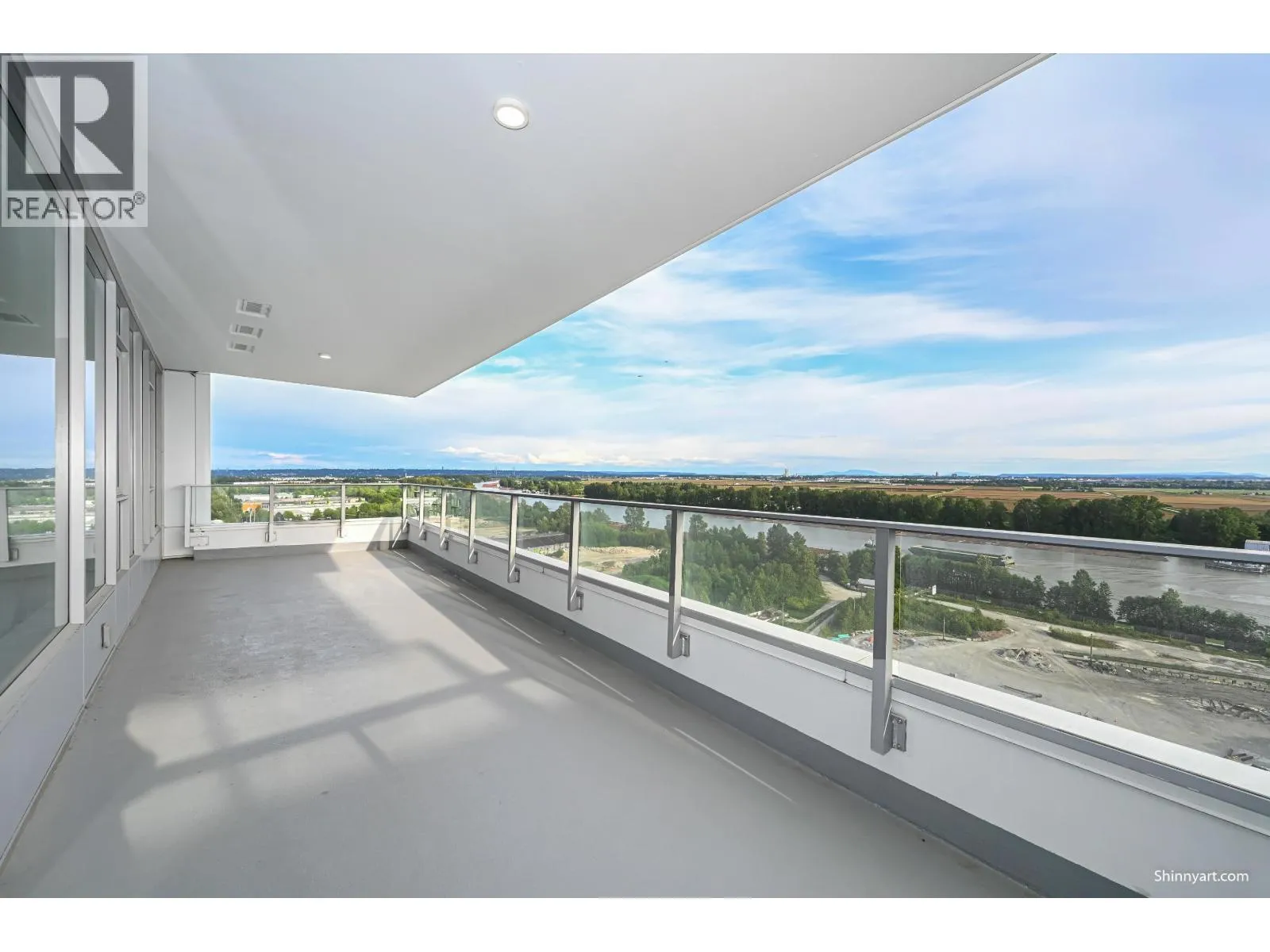 Apartment for rent: 2002 3438 Sawmill Crescent, Vancouver, British Columbia V5S 0E3