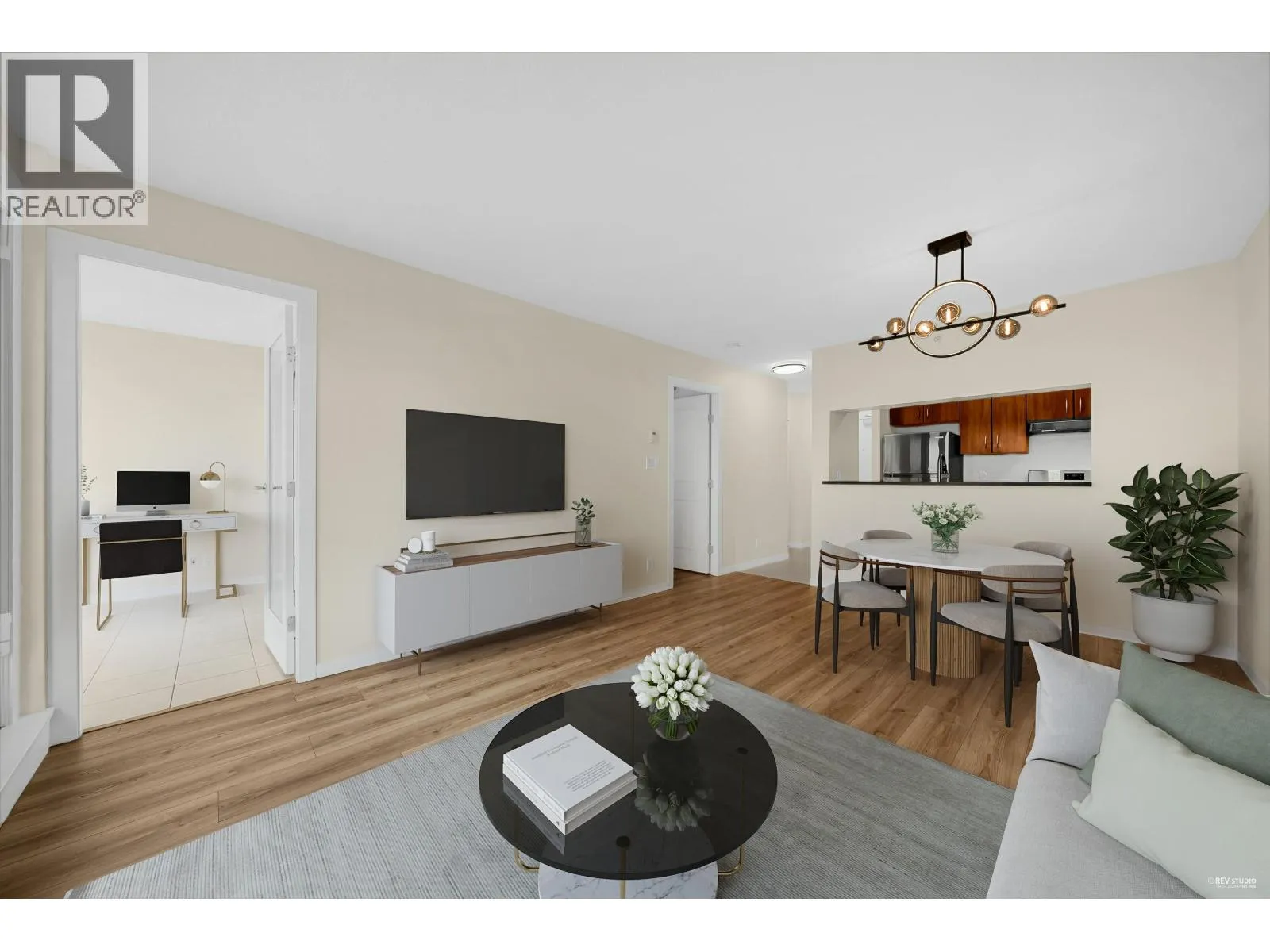 Apartment for rent: 2002 3663 Crowley Drive, Vancouver, British Columbia V5R 6H4