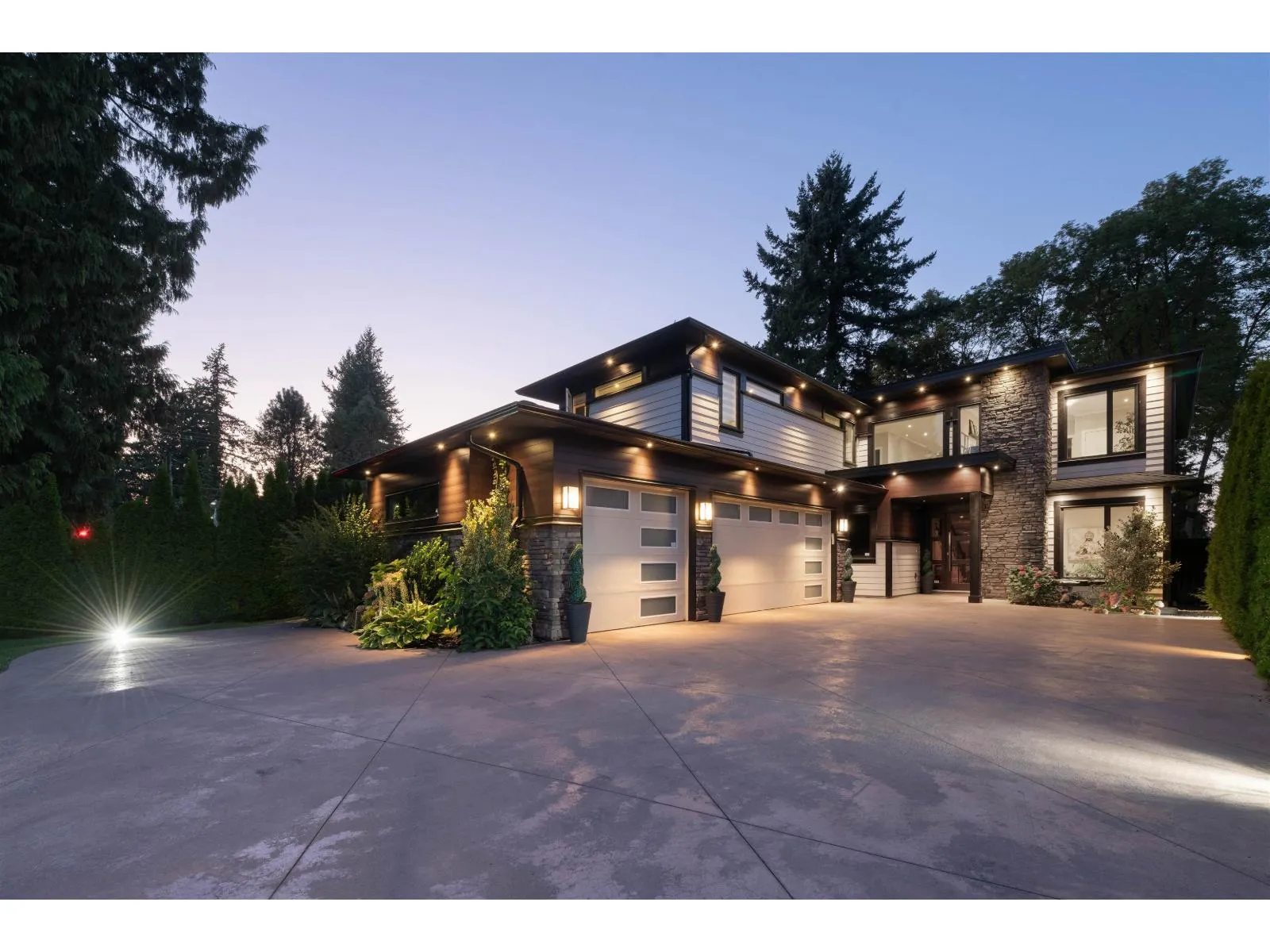 House for rent: 20025 Grade Crescent, Langley, British Columbia V3A 4J3