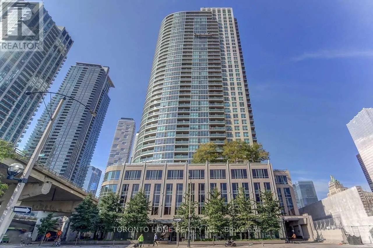 Apartment for rent: 2004 - 18 Yonge Street, Toronto, Ontario M5E 1R4