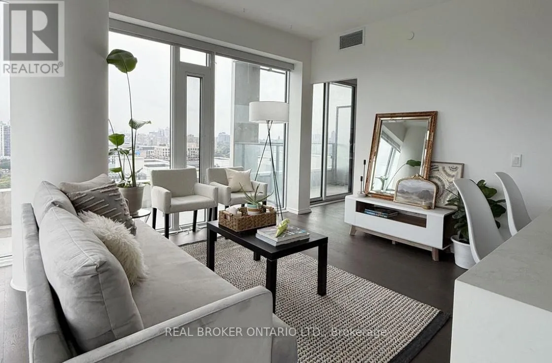 Apartment for rent: 2004 - 5 Soudan Avenue, Toronto, Ontario M4S 0B1