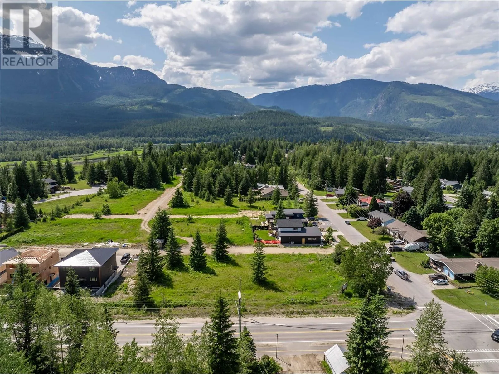 Other for rent: 2004 Lanzo Lane Lot# Sl 3, Revelstoke, British Columbia V0E 2S1