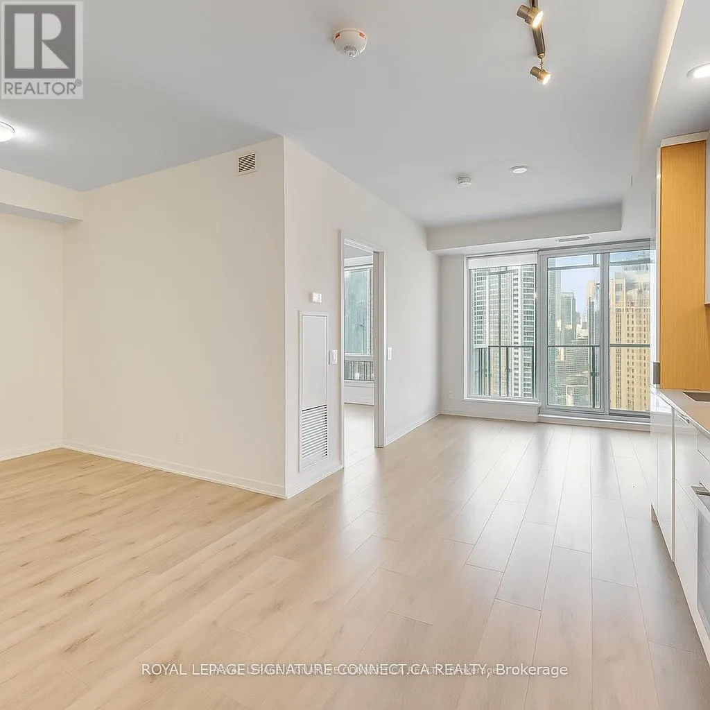 Apartment for rent: 2006 - 28 Freeland Street, Toronto, Ontario M5E 0E3