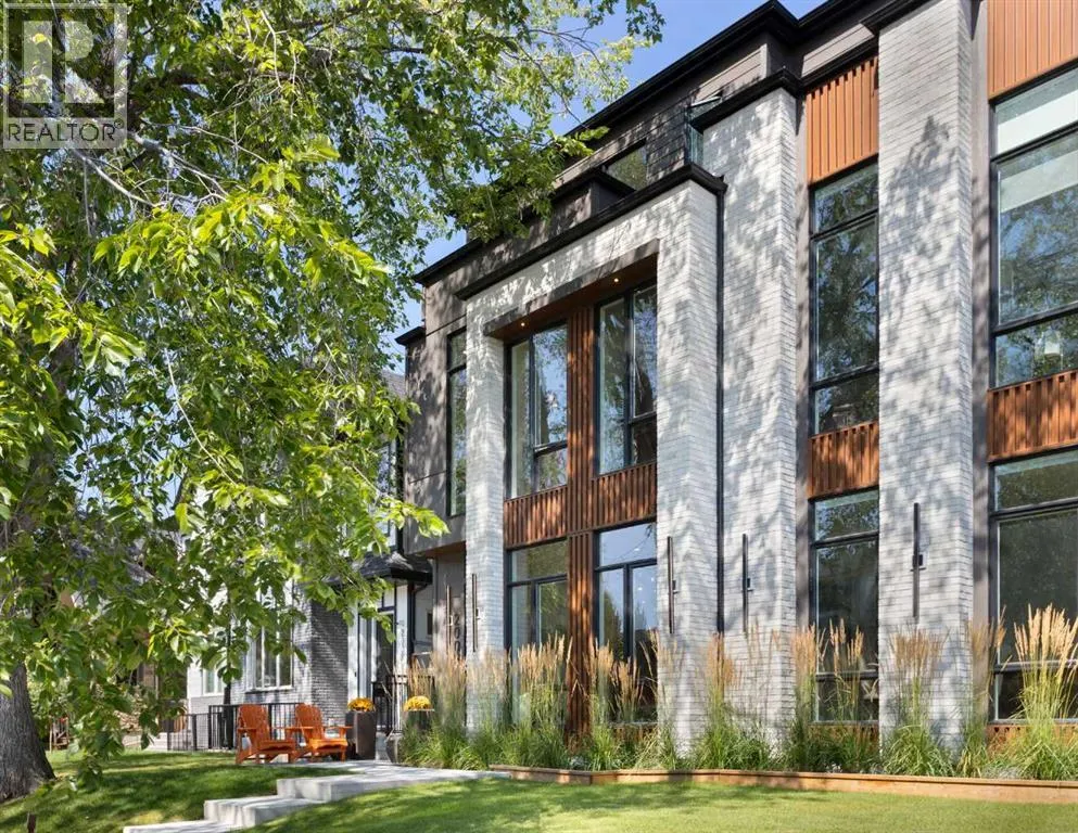 Duplex for rent: 2006 41 Avenue Sw, Calgary, Alberta T2T 2M1