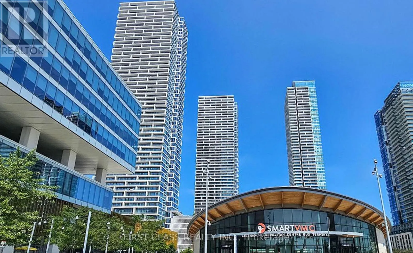 Apartment for rent: 2006 - 5 Buttermill Avenue, Vaughan, Ontario L4K 0J5