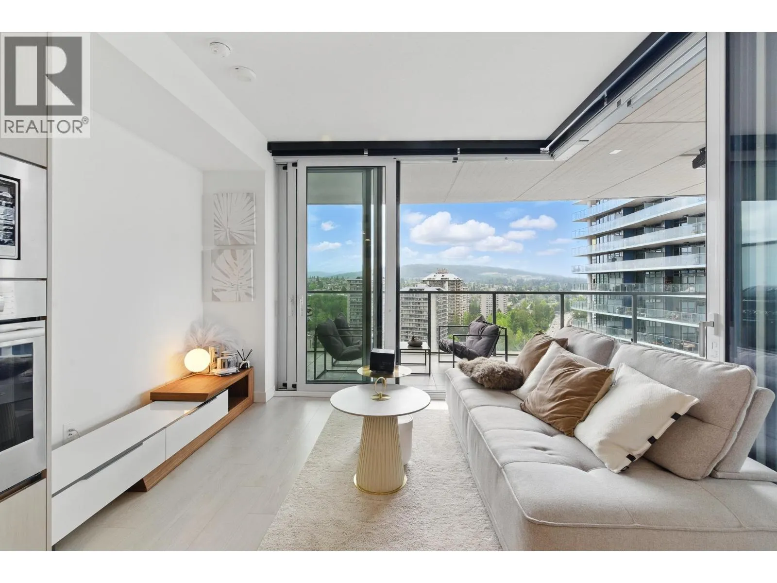 Apartment for rent: 2007 4880 Lougheed Highway, Burnaby, British Columbia V5C 0N1