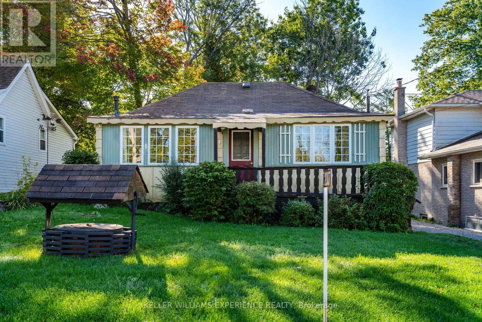 House for rent: 2007 Tiny Beaches Road S, Tiny, Ontario L0L 1P1