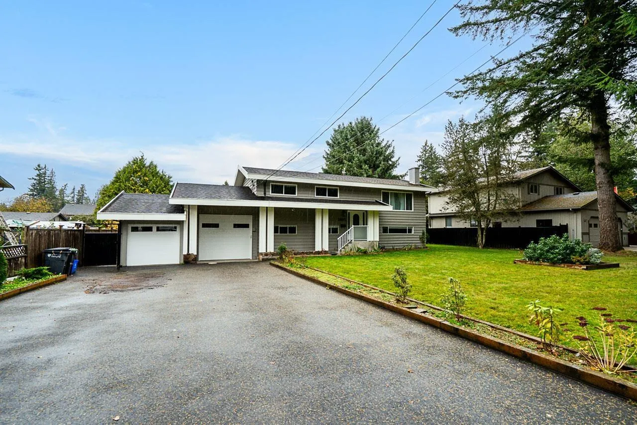 House for rent: 20073 42 Avenue, Langley, British Columbia V3A 3A6