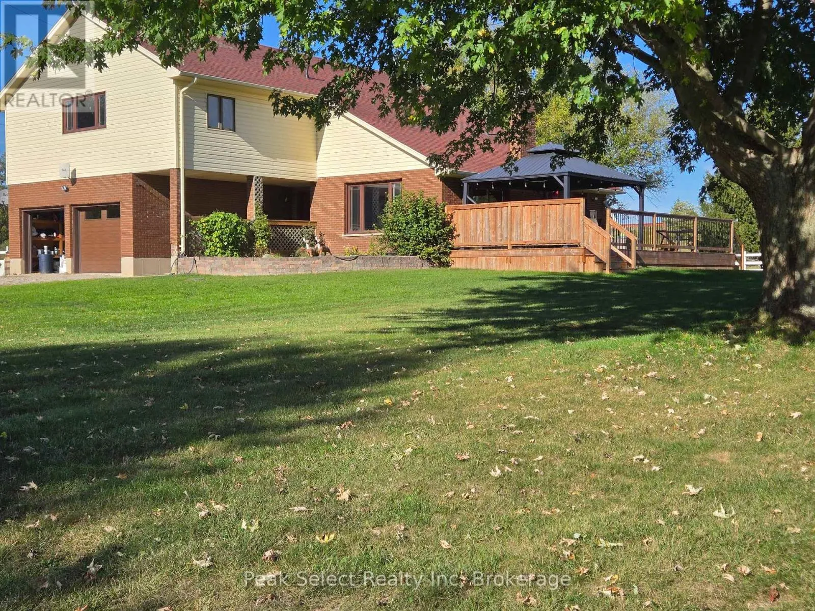 House for rent: 20076 Cherryhill Road, Thames Centre, Ontario N0M 2M0