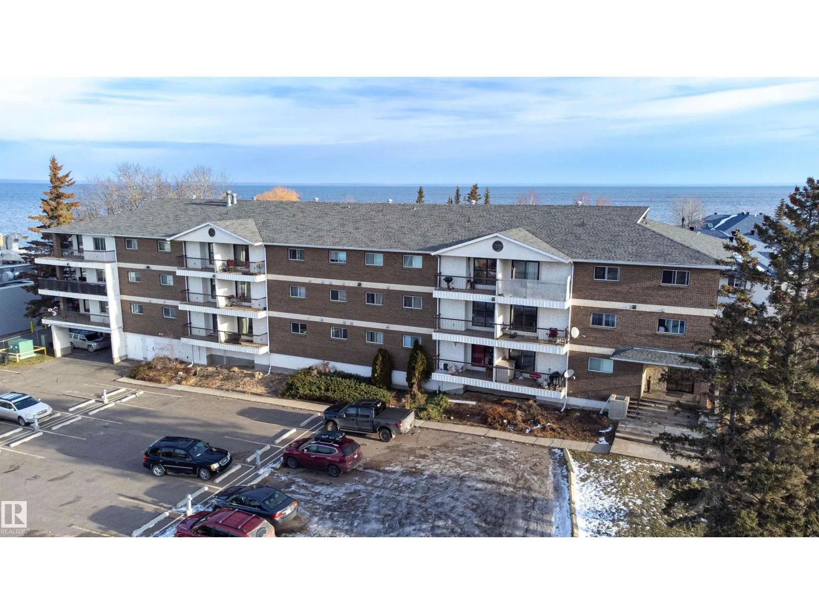 Apartment for rent: #201 104 10 St, Cold Lake, Alberta T9M 1A6