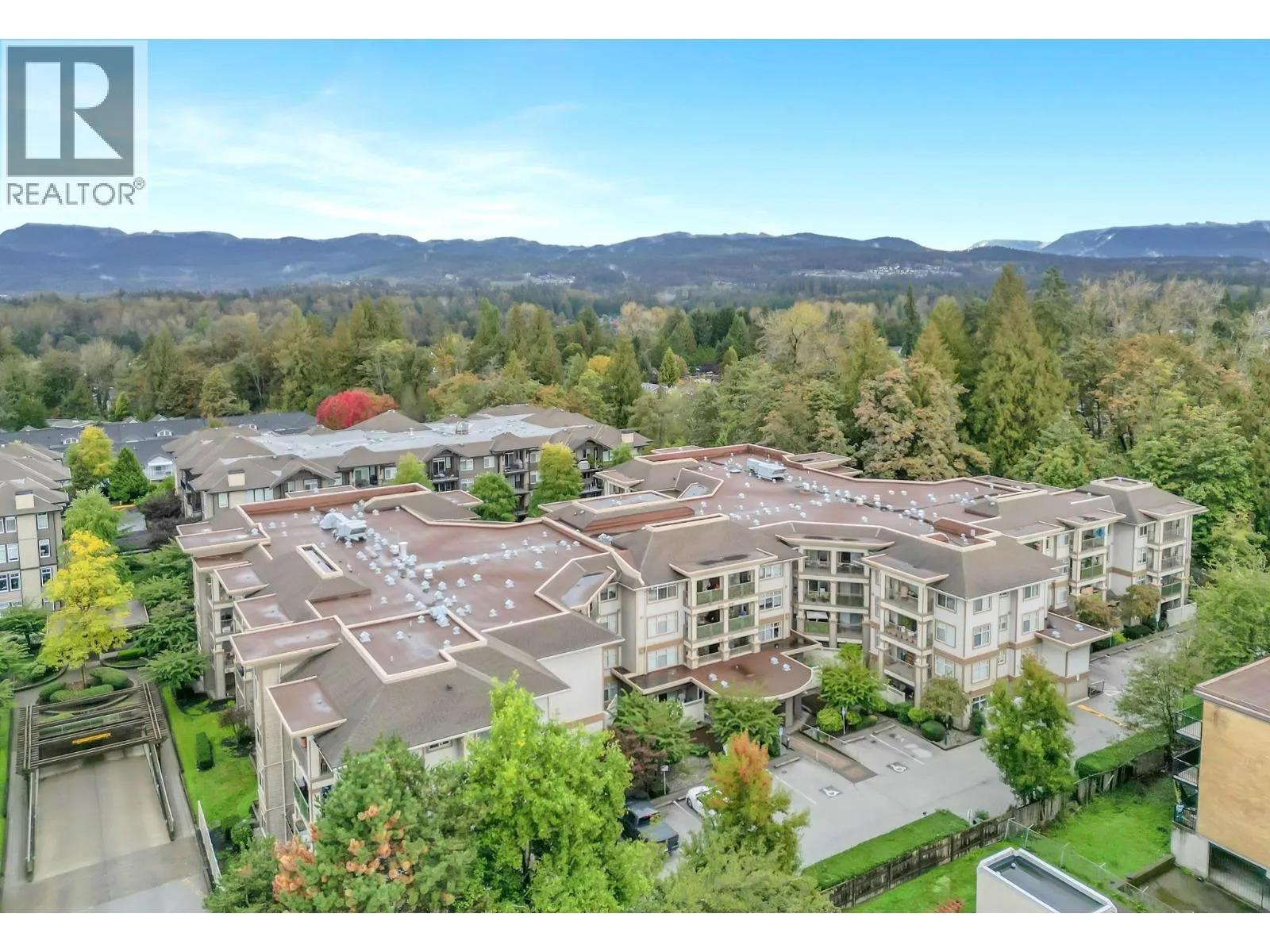 Apartment for rent: 201 12248 224 Street, Maple Ridge, British Columbia V2X 8W6