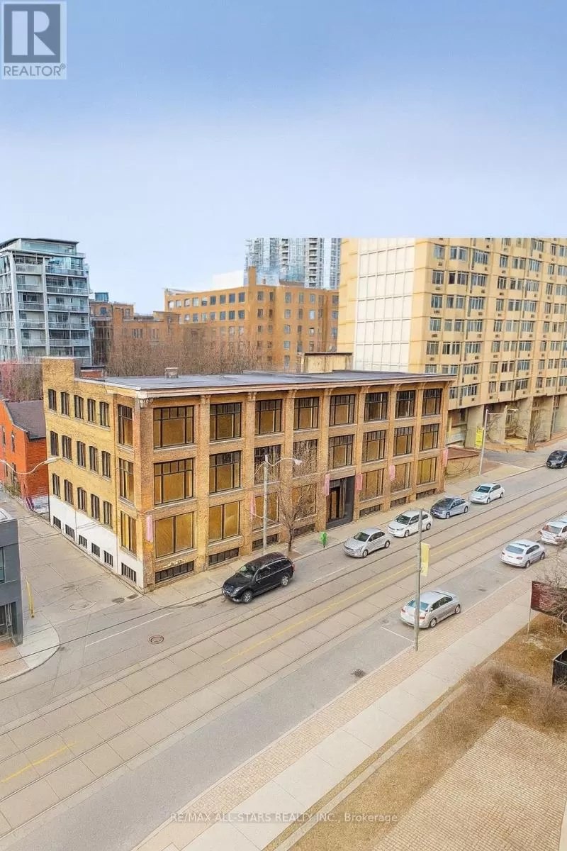 Offices for rent: 201 - 14 Mccaul Street, Toronto, Ontario M5T 1V6